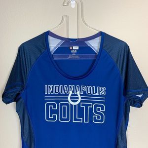 SOLD! Indianapolis Colts Women’s Short Sleeve Top Size L
